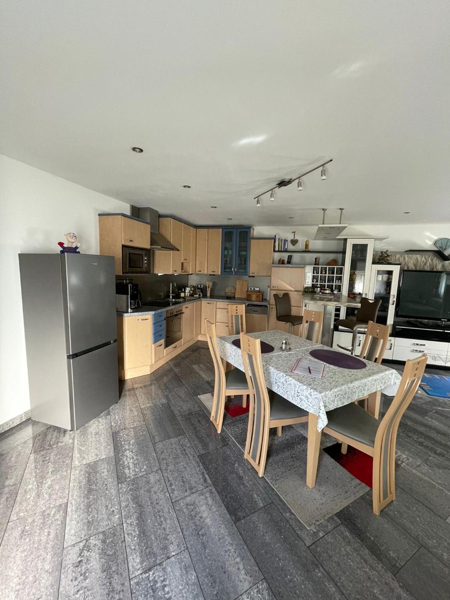 Apartment Mit Terrasse Und Viel Ruhe